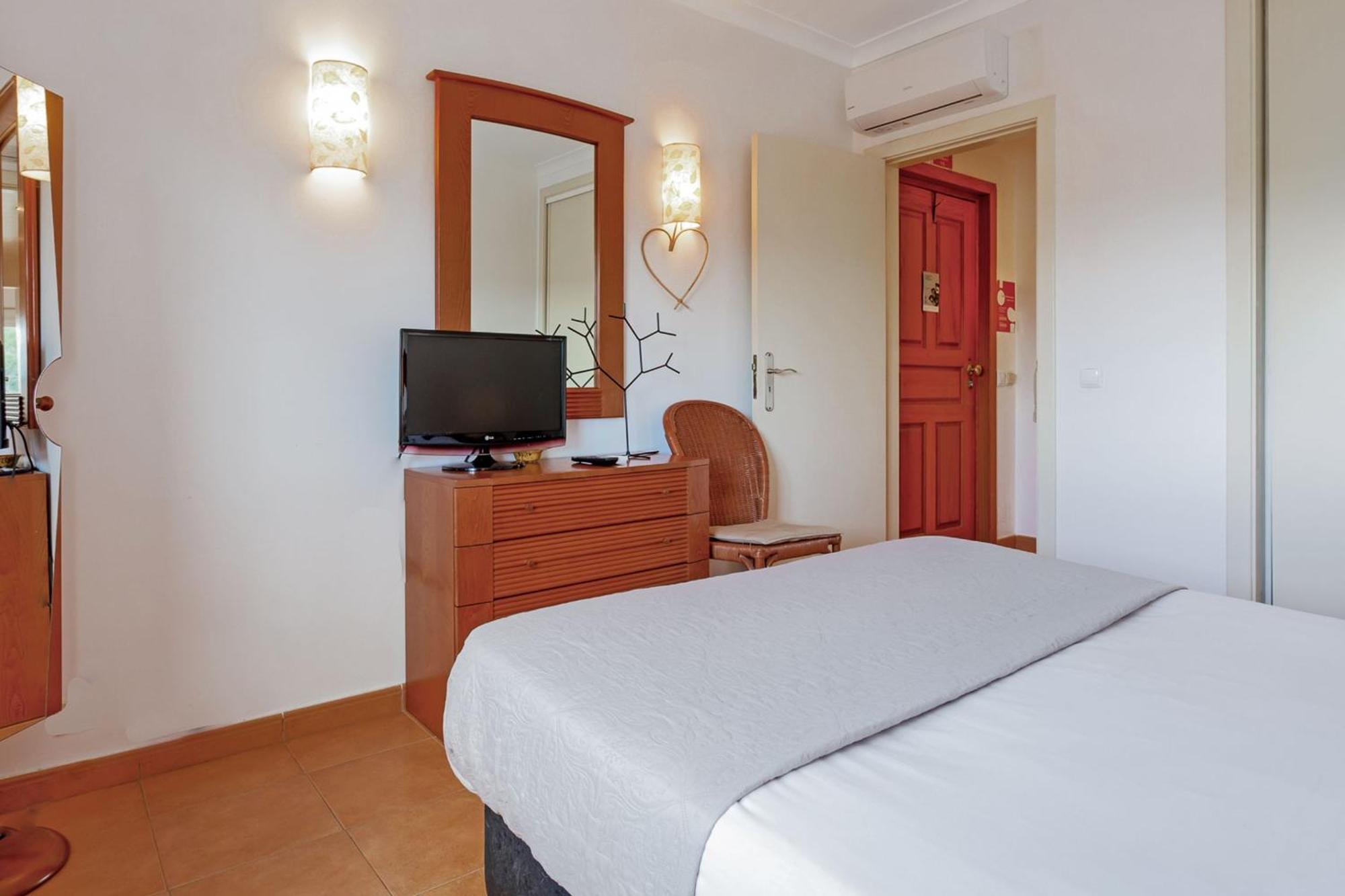 קבאנס דה טאבירה Golden 1 Bdr Flat W/ Balcony & Pool By Lovelystay מראה חיצוני תמונה